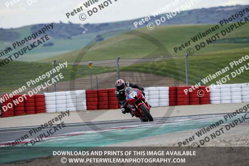 cadwell no limits trackday;cadwell park;cadwell park photographs;cadwell trackday photographs;enduro digital images;event digital images;eventdigitalimages;navarra;no limits trackdays;peter wileman photography;racing digital images;trackday digital images;trackday photos